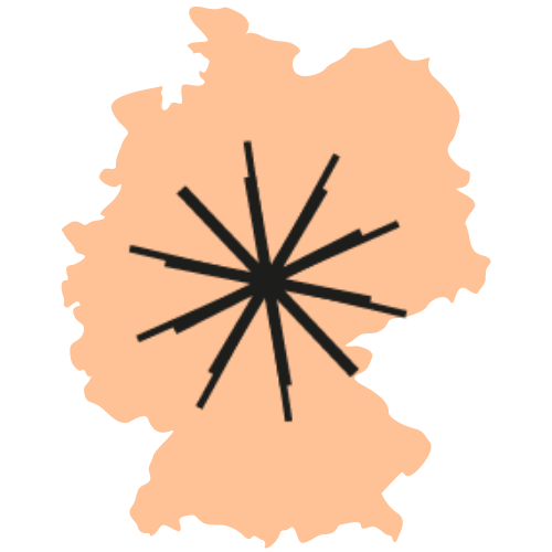 Deutschlandkarte auf ein großes Engagiert für Klimaschutz Logo ist